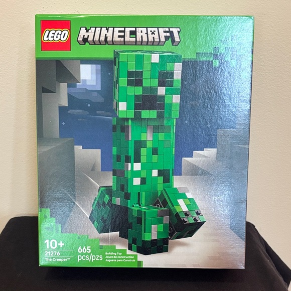 Genuine LEGO Brick Minecraft Creeper Building Set in Green and Black #21276 - Picture 1 of 12